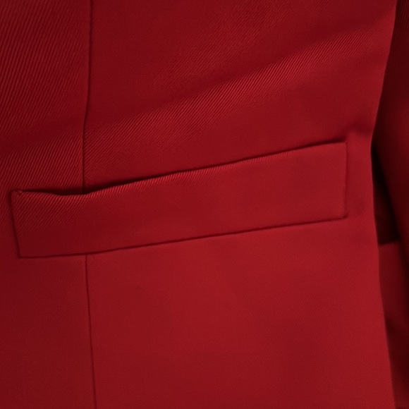 Escada - Picture 4 of 5